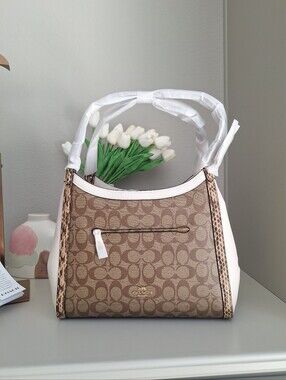 NWT COACH KRISTY SHOULDER BAG IN COLORBLOCK SIGNATURE CANVAS